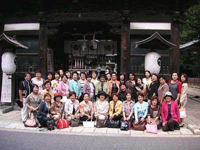 －日牟礼八幡宮にて－